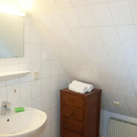 Wg Bernstein - Reetdachhaus - Ruhe Und Seeblick