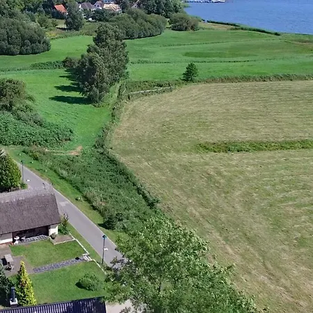 Apartamento Wg Bernstein - Reetdachhaus - Ruhe Und Seeblick Sellin (Rugen)