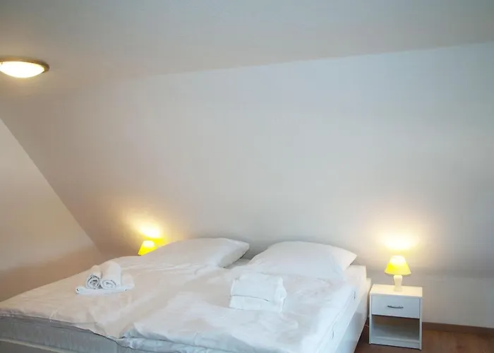 Wg Bernstein - Reetdachhaus - Ruhe Und Seeblick * Sellin (Rugen)