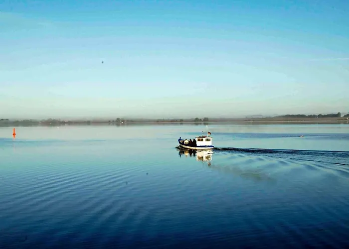 Wg Bernstein - Reetdachhaus - Ruhe Und Seeblick Lägenhet *
