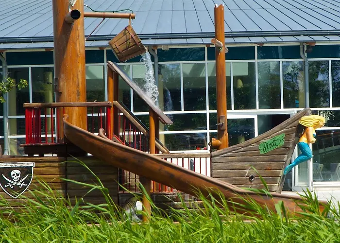 Wg Bernstein - Reetdachhaus - Ruhe Und Seeblick * Sellin (Rugen)